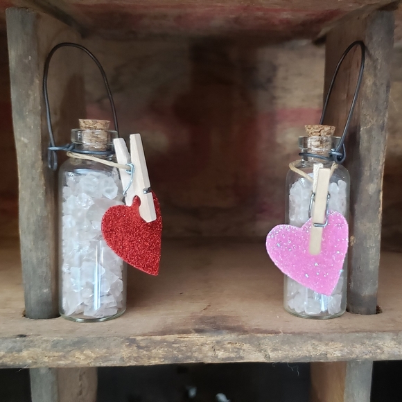 Mini bottle Valentine ornament charm - Picture 2 of 4